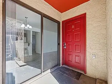 1 bed, 2.0 bath, 707 sqft, $1,000 — Photo 4