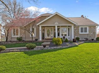 514 Fox Pointe Dr, Saint Charles, MO