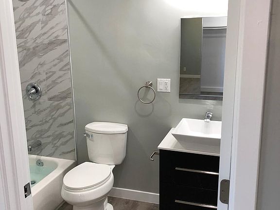 4th image of 6139 Laurelgrove Ave