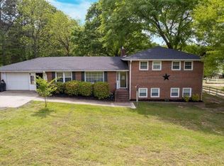 417 County Line Rd, Fayetteville, GA 30215