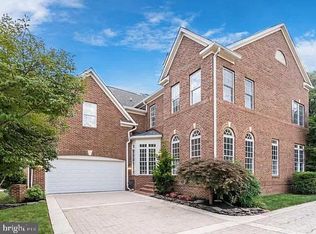 2164 Harithy Dr, Dunn Loring, VA 22027