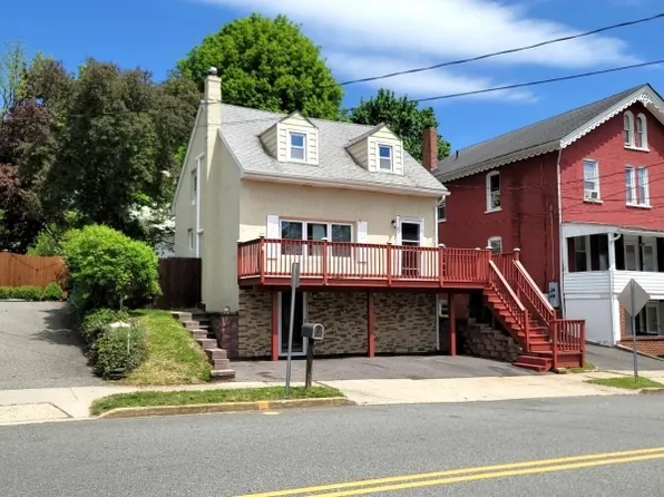 103 Franklin St, Hackettstown Town, NJ 07840