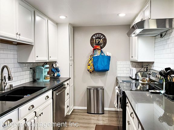 3rd image of 219 Woodland Pkwy Unit 153