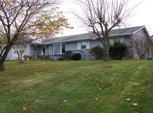 4913 Creek Dr, Harrisburg, PA 17112