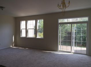 100 Pine St UNIT 8, Lakehurst, NJ 08733