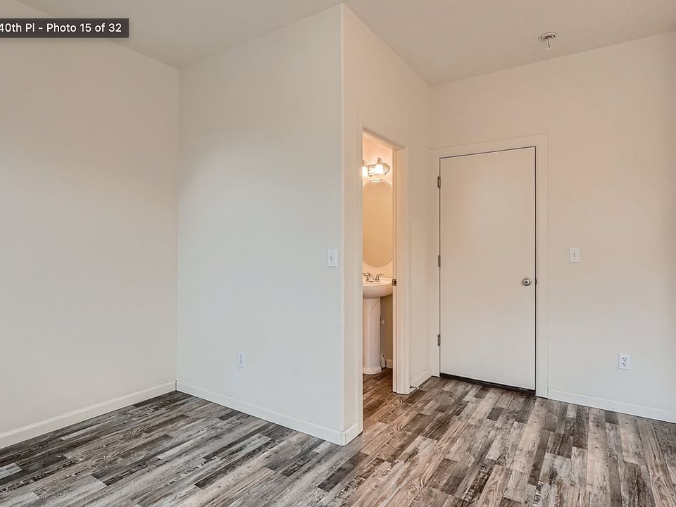 1st image of 8910 NE 40th Pl