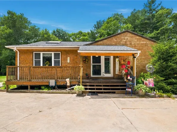 1625 Victory Hwy, Greene, RI 02827