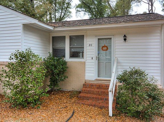 2nd image of 20 Erskine Ln