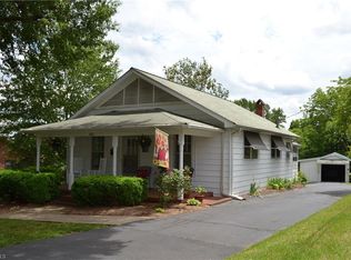 503 W Hunter St, Madison, NC 27025