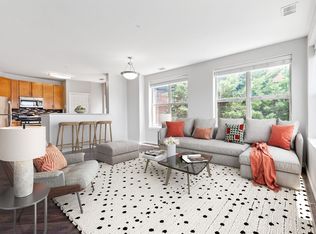 201 Railroad Ave APT 211, East Rutherford, NJ 07073