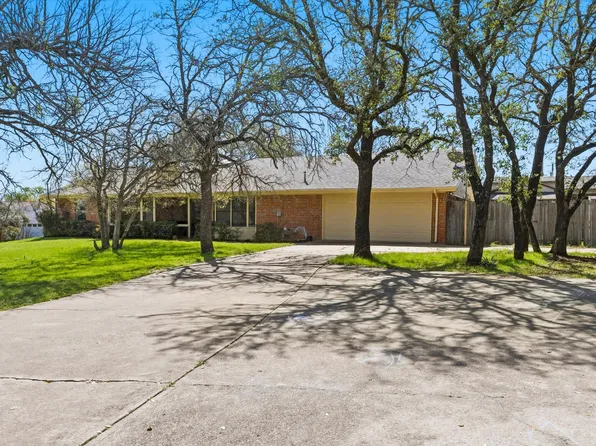 408 Canyon Trail Rd, Weatherford, TX 76087