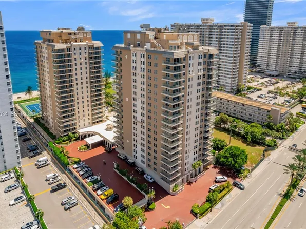 1920 S Ocean Dr APT 3A, Hallandale, FL 33009