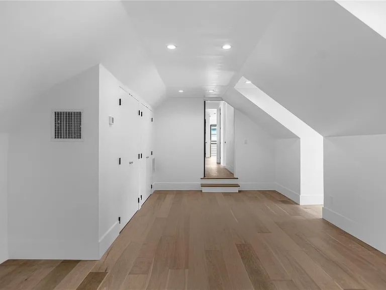 1814 Barker Dr — Photo 50