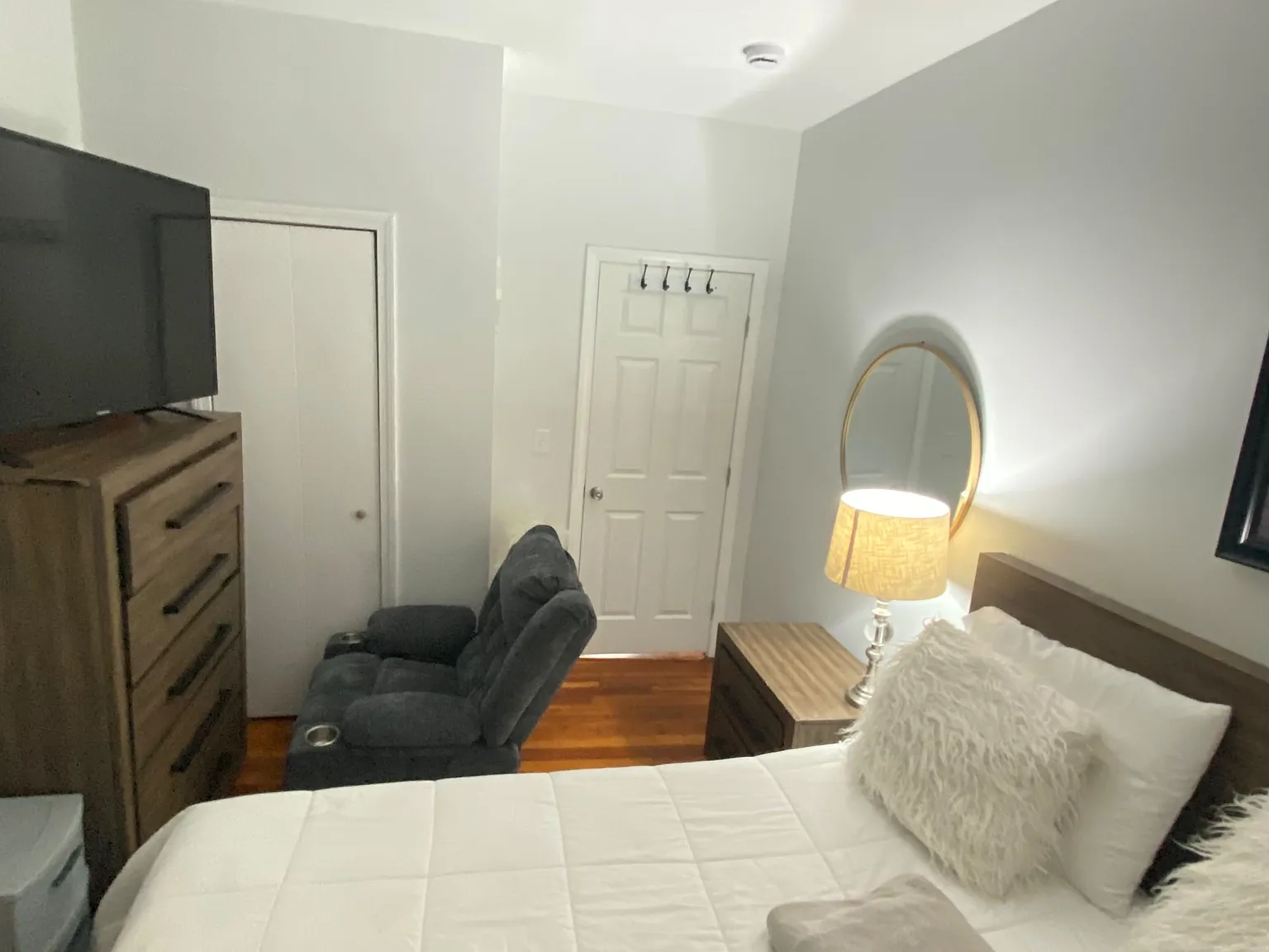 3 bed, $2,500 — Photo 3