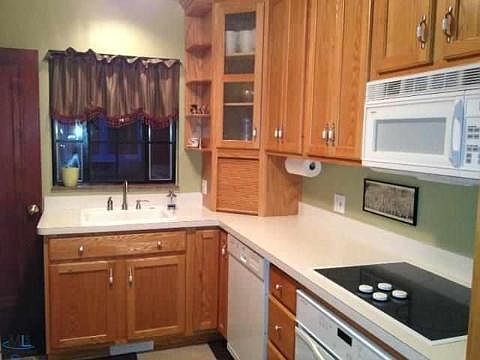 5th image of 831 Marywood Dr