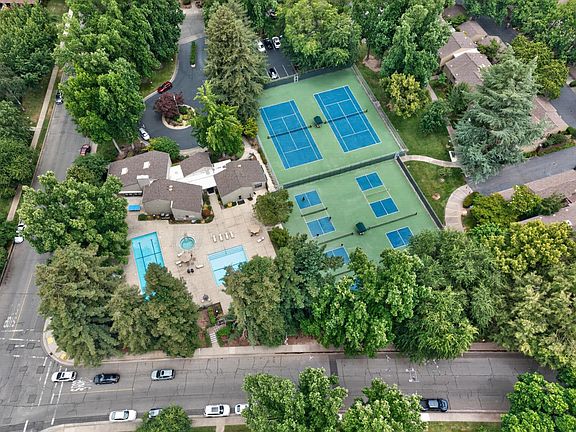 5th image of 2279 Swarthmore Dr