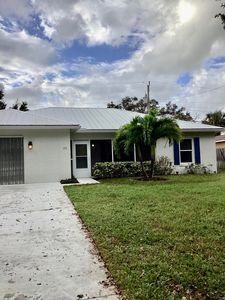 23 Highland Dr SW, Vero Beach, FL, 32962
