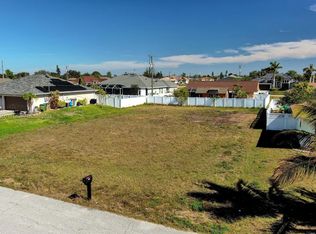 2013 NE 18th Ave, Cape Coral, FL 33909