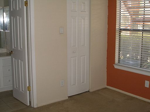5th image of 3724 Idlebrook 102 Cir