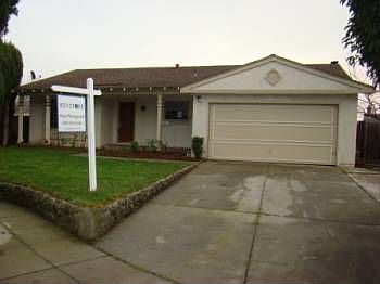 1st image of 1380 Woodman Ct