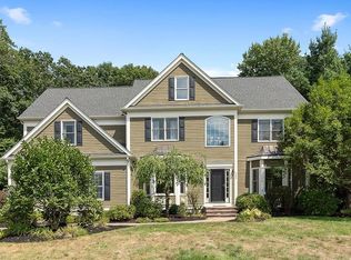 105 Morgans Way, Holliston, MA 01746