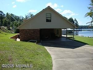 2nd image of 9141 E Parkway N