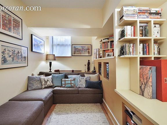 4th image of 29 King St APT 1C