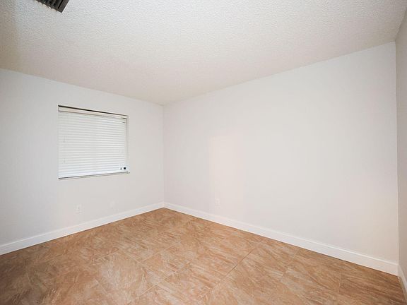 2nd image of 10127 Boca Bnd E #B2