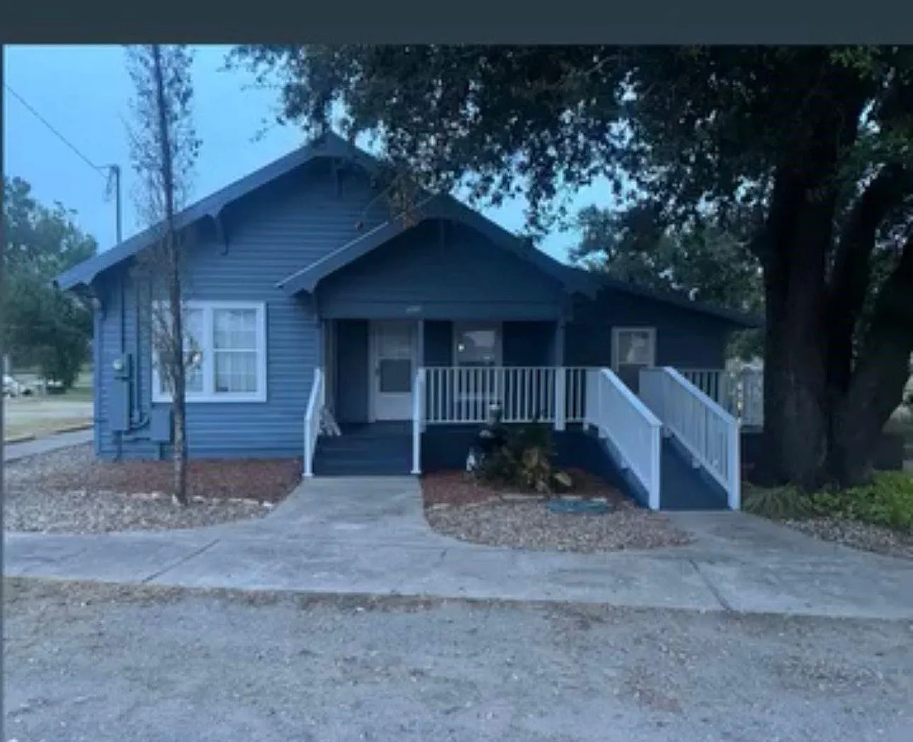 2 bed, 1.0 bath, $1,250 — Photo 1