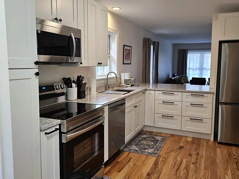 138 Clingman Ave — Photo 13