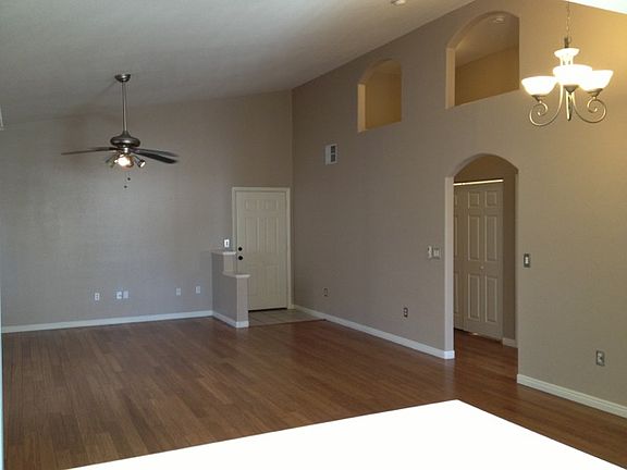 5th image of 6164 Pine Villa Ave Unit 204