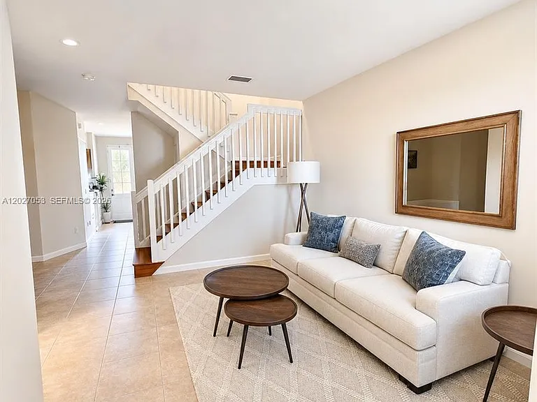 165 Emerald Creek Ter #165 — Photo 2