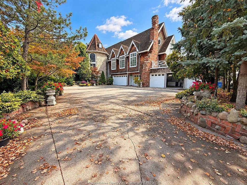 1 bed, $2,500 — Photo 2