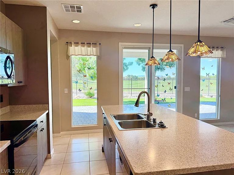 5025 E Beacon Ridge Dr — Photo 12
