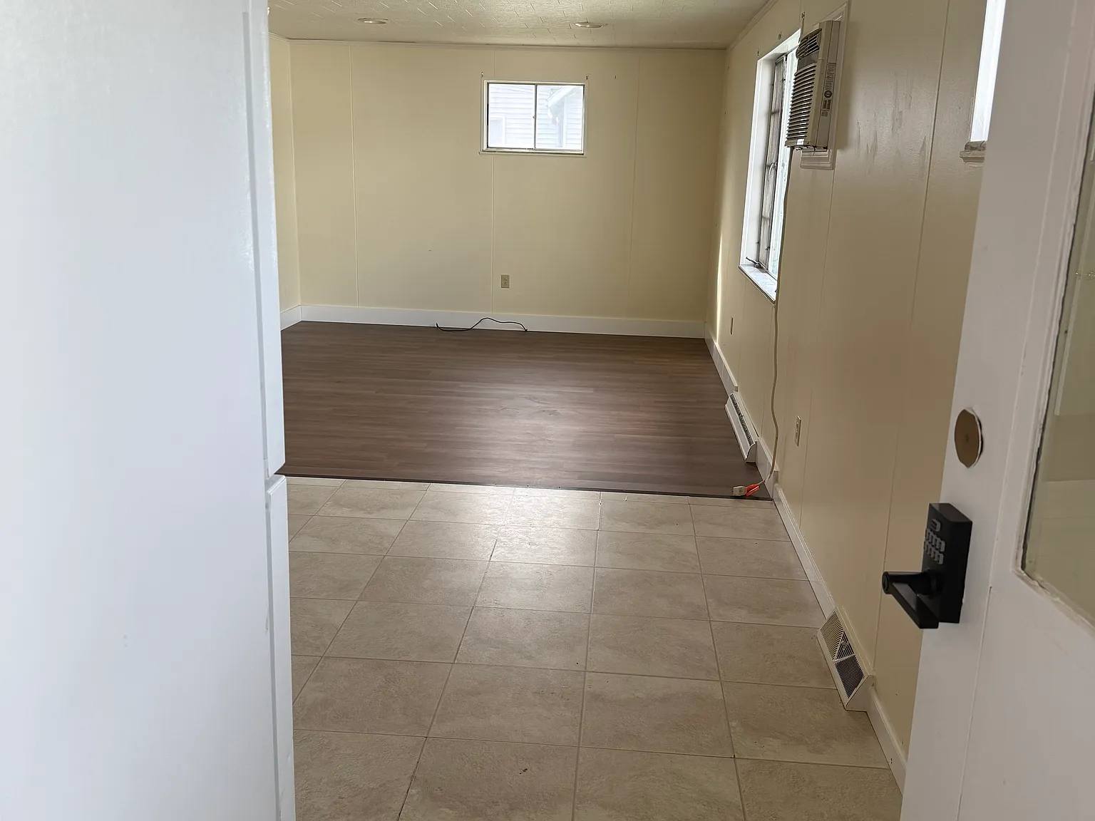 2 bed, $850 — Photo 2