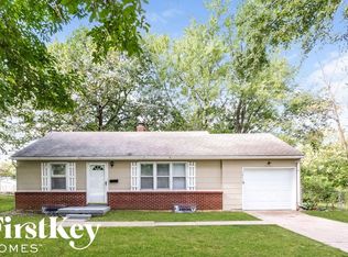 10110 Hillcrest Rd, Kansas City, MO 64137