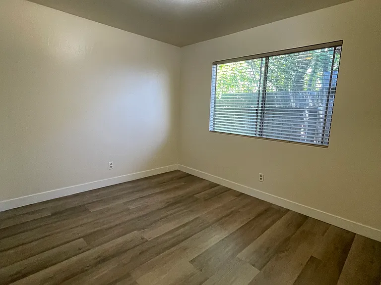 149 Lee St #2 — Photo 9
