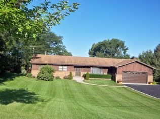 26170 N Hill Ave, Wauconda, IL