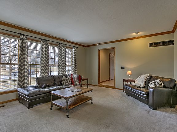 4th image of 6609 N Beaman Ave