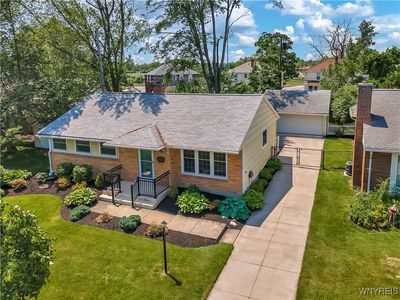 96 Pinewoods Ave, Tonawanda, NY, 14150