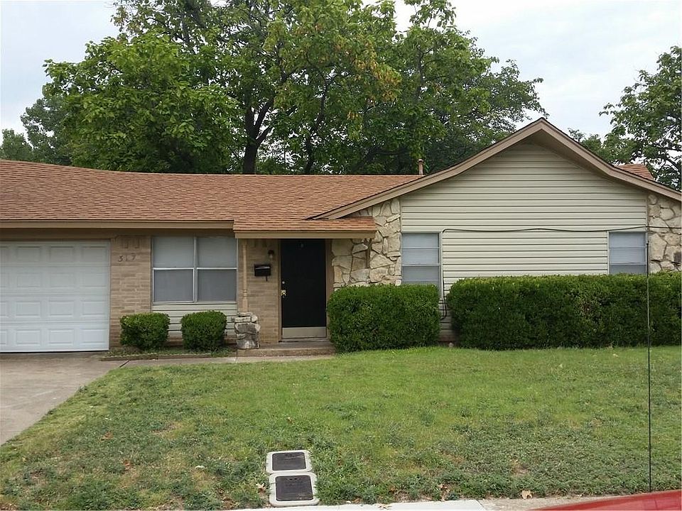 1st image of 319 E Magnolia Ln