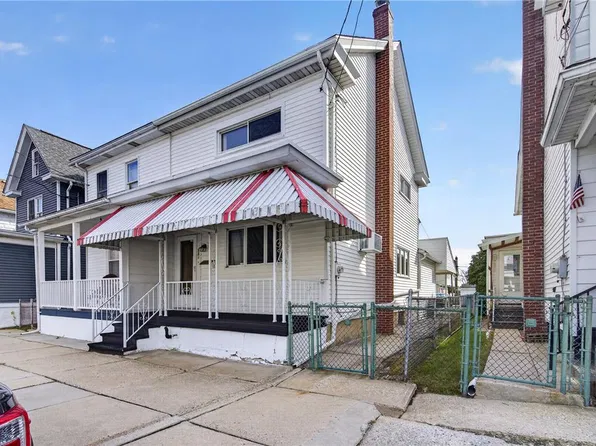 131 E Hazard St, Summit Hill, PA 18250