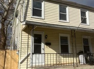 213 Iron St, Florence, NJ 08518
