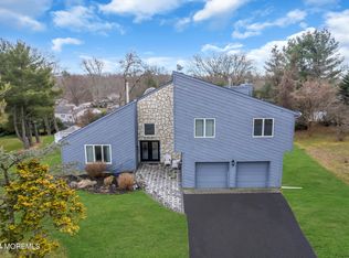 11 High Ridge Rd, Ocean, NJ 07712