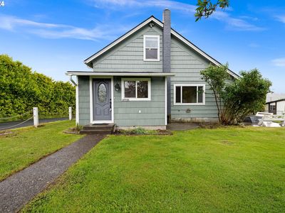 37732 Parker Ln, Astoria, OR, 97103