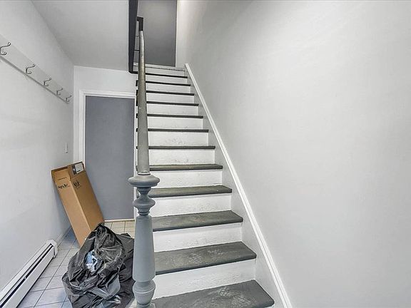 2nd image of 205 Hudson St Suite 3