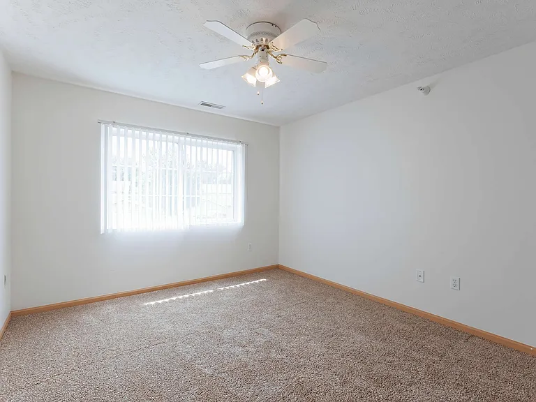 Park Ridge Apartments — Photo 52