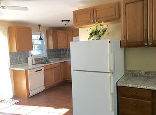 123 Fieldstone Dr #123, Londonderry, NH 03053