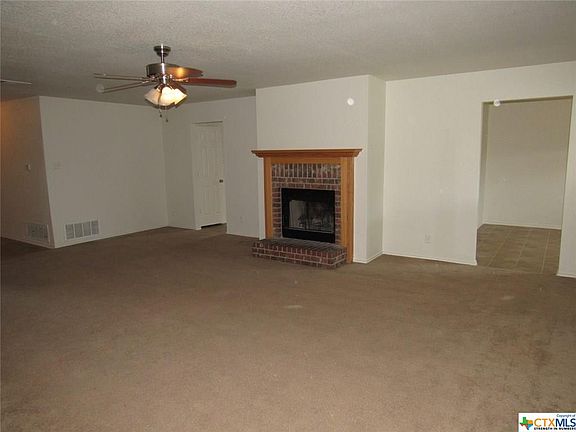 3rd image of 3908 Bolivar Dr