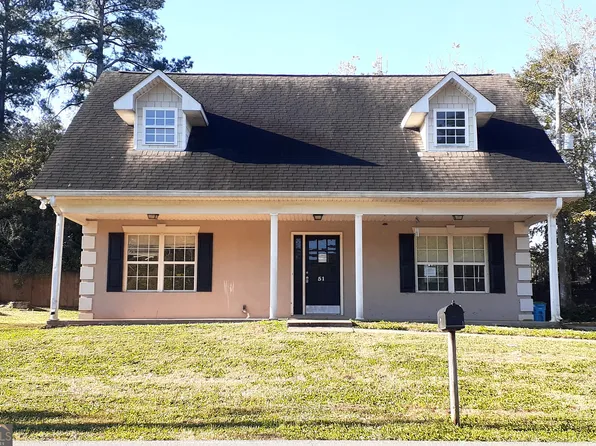 51 Pine Ave, Commerce, GA 30529